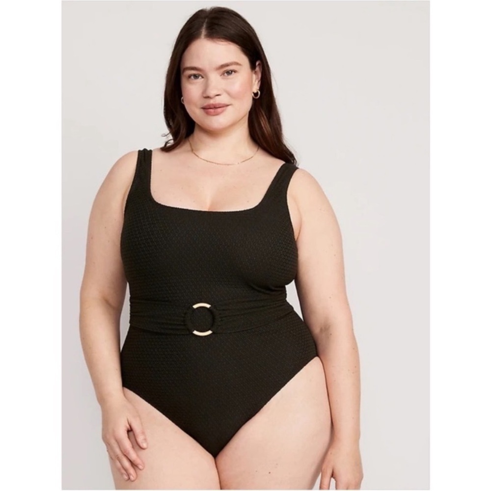 Old Navy Belted Crochet One Piece NWT 3X